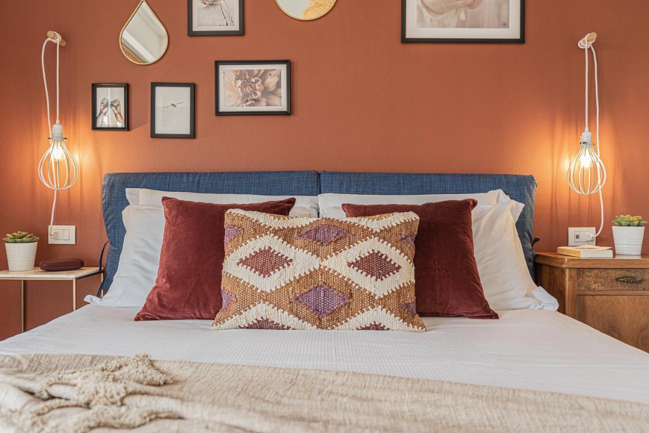 סירמיונה Hygge Family Apartment - One Step Away From The Lake!!! מראה חיצוני תמונה