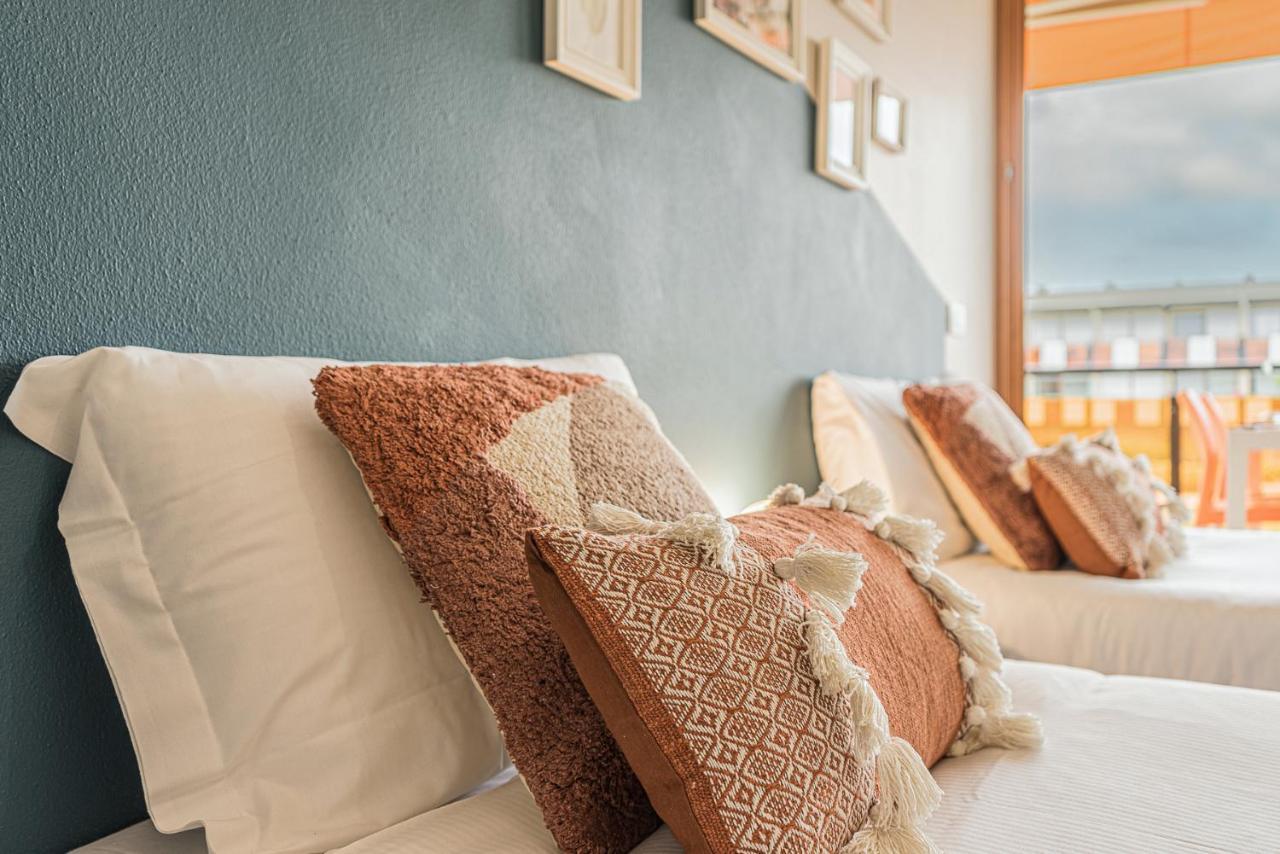 סירמיונה Hygge Family Apartment - One Step Away From The Lake!!! מראה חיצוני תמונה